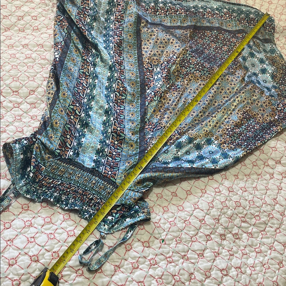 scarf, print handkerchief, hem, slip style dress - Picture 6 of 7